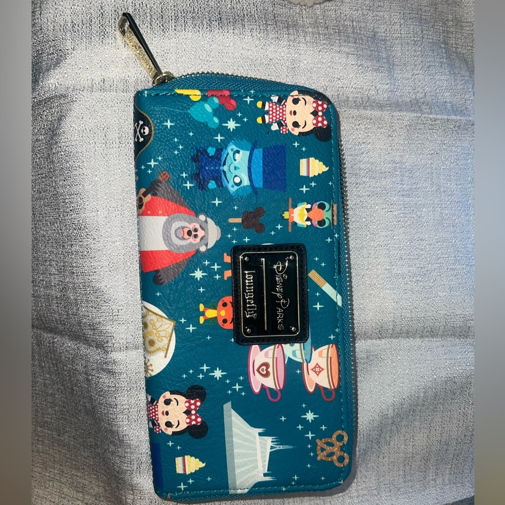 Disney Wallet
